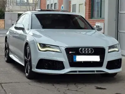Używany Audi RS7 Sportback Sport 560 KM (411 kW) 2014 Biały Hatchback