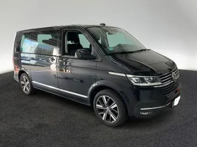 Gebraucht VW Multivan Generation Six 199 PS (146 kW) 2020 Deep black perleffekt Van / Kleinbus