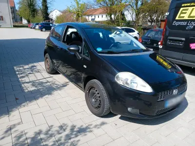 Usata Fiat Grande Punto 90 CV (66 kW) 2009 Nero Utilitaria