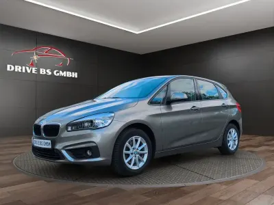 Gebraucht BMW 220 Active Tourer Basis 192 PS (141 kW) 2015 Silber Van / Kleinbus