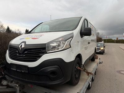 Gebraucht Renault Trafic 116 PS (85 kW) 2016 Weiß Van / Kleinbus