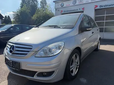 Usata Mercedes B200 136 CV (100 kW) 2006 Argento Monovolume
