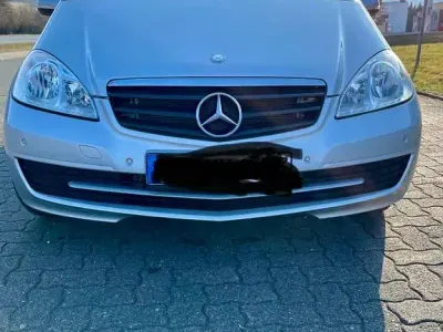 Gebraucht Mercedes A150 Elegance 95 PS (69 kW) 2008 Silber Van / Kleinbus