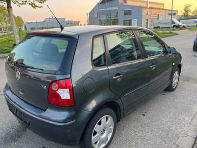 Usado VW Polo Comfortline 75 HP (55 kW) 2004 Citadino