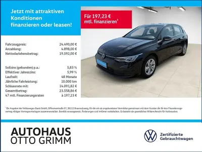 Gebraucht VW Golf VIII Life 150 PS (110 kW) 2024 Grenadillschwarz metallic (metallic) Limousine