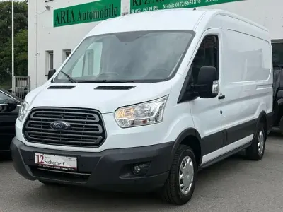 Gebraucht Ford Transit 131 PS (96 kW) 2018 Weiß Van / Kleinbus