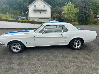 Gebraucht Ford Mustang 220 PS (161 kW) 1967 Weiß Coupé