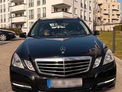 Gebraucht Mercedes E350 265 PS (194 kW) 2012 Schwarz Kombi