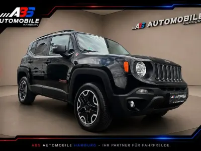 Gebraucht Jeep Renegade Trailhawk 170 PS (125 kW) 2015 Schwarz SUV