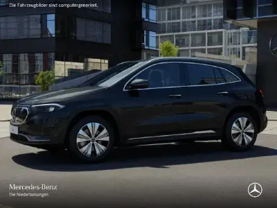 Gebraucht Mercedes EQA250 139 kW (190 PS) 2023 Schwarz SUV