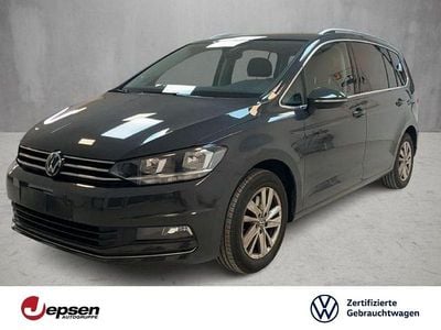 Gebraucht VW Touran Highline 150 PS (110 kW) 2023 Uranograu Van / Kleinbus