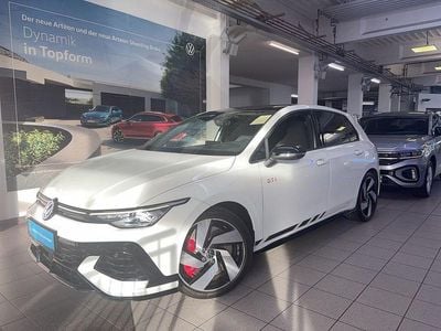 Gebraucht VW Golf VIII GTI Clubsport 300 PS (220 kW) 2025 Weiß Limousine