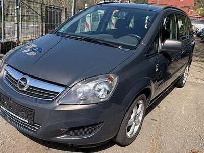 Gebraucht Opel Zafira Family 140 PS (102 kW) 2014 Grau Van / Kleinbus