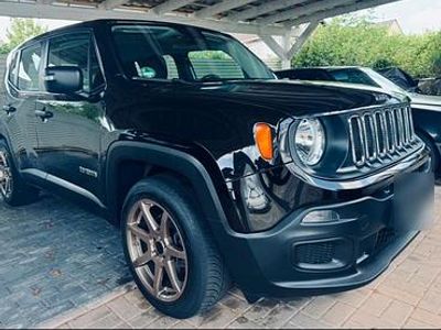 Gebraucht Jeep Renegade Sport 120 PS (88 kW) 2016 Schwarz SUV