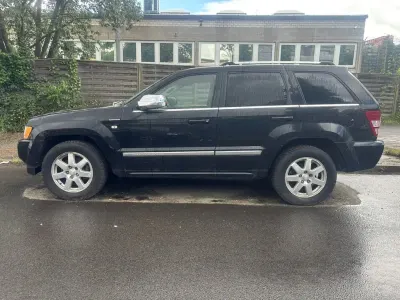 Gebraucht Jeep Grand Cherokee Limited 218 PS (160 kW) 2006 Schwarz SUV