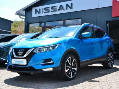 Gebraucht Nissan Qashqai N-Connecta 163 PS (119 kW) 2017 Blau SUV