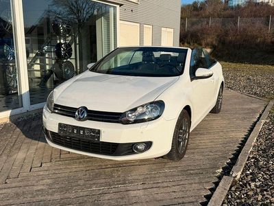 Gebraucht VW Golf Cabriolet Basis 160 PS (117 kW) 2012 Weiß Cabrio