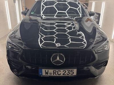 Schwarz Gebraucht 2020 Mercedes CLA35 AMG Shooting Brake AMG Kombi | 32.999 € (Fairer Preis)