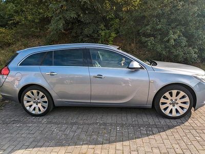 Brugt Opel Insignia 220 HK (161 kW) 2009 Andere farben Stationcar