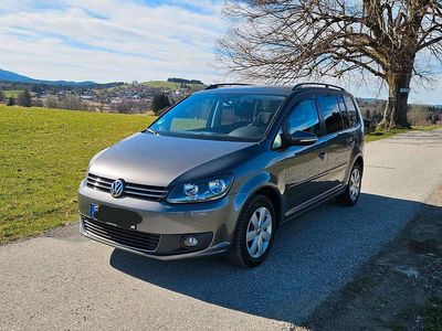 Gebraucht VW Touran 105 PS (77 kW) 2012 Grau Van / Kleinbus