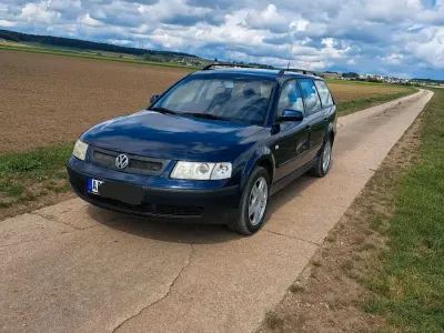 Gebraucht VW Passat 110 PS (80 kW) 2000 Blau Kombi