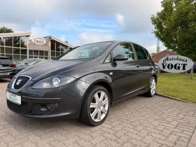 Gebraucht Seat Altea Comfort 102 PS (75 kW) 2009 Grau Van / Kleinbus