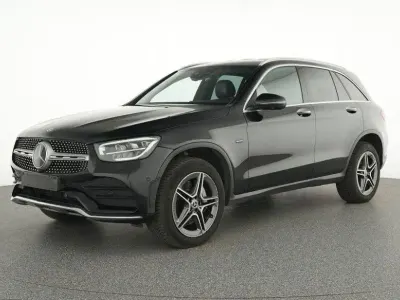 Gebraucht Mercedes GLC300e AMG 194 PS (142 kW) 2022 Schwarz SUV