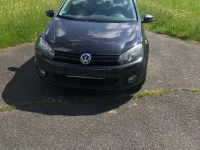 Gebraucht VW Golf VI 80 PS (58 kW) 2009 Schwarz Kleinwagen