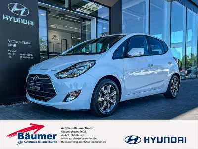 Gebraucht Hyundai i20 Space Plus 125 PS (91 kW) 2018 Weiß Van / Kleinbus