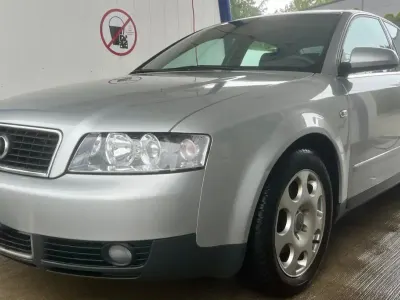Gebraucht Audi A4 131 PS (96 kW) 2001 Grau Limousine