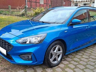 Second-hand Ford Focus ST-Line 182 CP (133 kW) 2019 Albastru Break