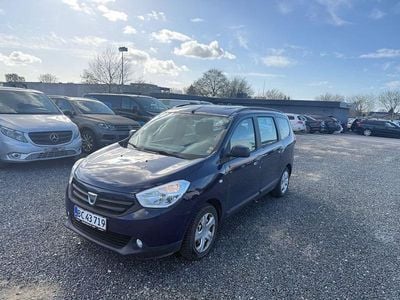 Second-hand Dacia Lodgy Basis 83 CP (61 kW) 2016 Albastru Monovolum