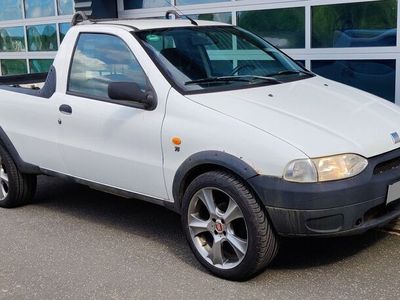 gebraucht Fiat Strada Pick-Up 4x2 Benziner, Fahrbereit,kein TÜV