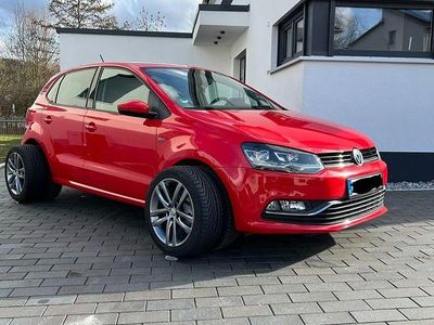 Gebraucht VW Polo LOUNGE 90 PS (66 kW) 2016 Rot Kleinwagen