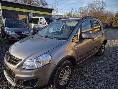 Gebraucht Suzuki SX4 Club 107 PS (78 kW) 2011 Grau SUV
