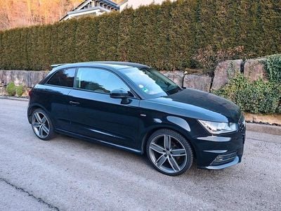 Gebraucht Audi A1 S-Line 95 PS (69 kW) 2015 Schwarz Kleinwagen