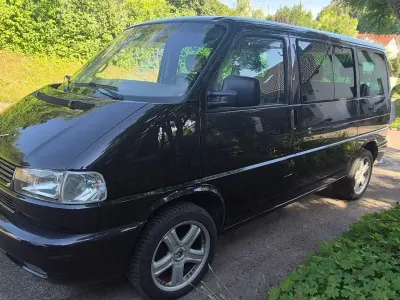 Gebraucht VW Multivan 151 PS (111 kW) 2001 Schwarz Van / Kleinbus