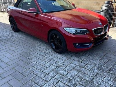 Gebraucht BMW 220 Sport Line 190 PS (139 kW) 2018 Rot Cabrio