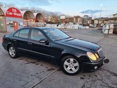 Mercedes E220