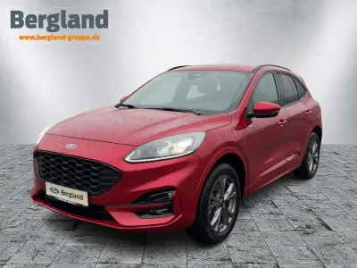 Gebraucht Ford Kuga ST-Line X 224 PS (164 kW) 2023 Lucid red metallic rot SUV
