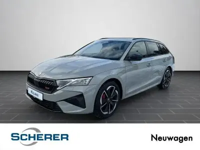 Nowe Skoda Octavia RS 265 KM (194 kW) 2026 Biały Kombi