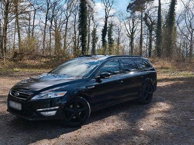 Gebraucht Ford Mondeo 163 PS (119 kW) 2012 Schwarz Limousine