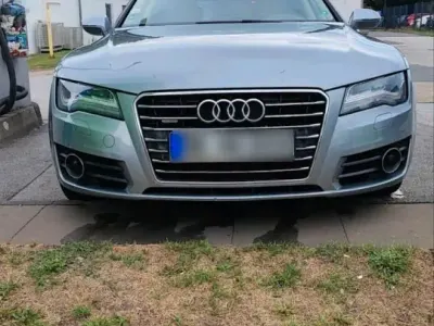 Gebraucht Audi A7 Sportback 245 PS (180 kW) 2012 Silber Kleinwagen