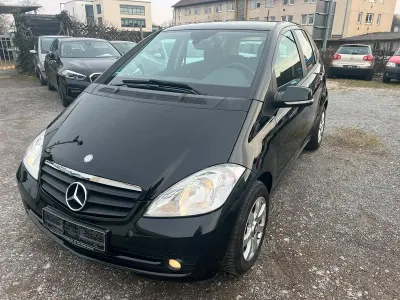 Gebraucht Mercedes A160 95 PS (69 kW) 2010 Schwarz Limousine