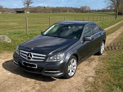 Usata Mercedes C220 Avantgarde 170 CV (125 kW) 2013 Grigio Berlina