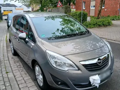 Używany Opel Meriva 101 KM (74 kW) 2011 Szary Minivan
