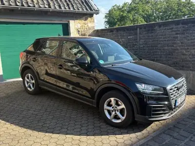 Gebraucht Audi Q2 116 PS (85 kW) 2018 Schwarz SUV