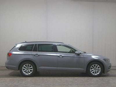 Usata VW Passat Business 150 CV (110 kW) 2023 Grigio Station wagon