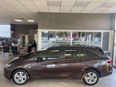 Gebraucht Opel Astra 150 PS (110 kW) 2017 Braun Kombi