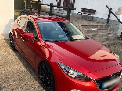 Gebraucht Mazda 3 150 PS (110 kW) 2015 Rot Kleinwagen